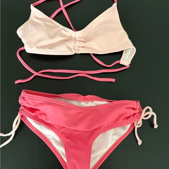 Billabong Pink and Light Pink Bikini Set - Picture 1 of 3